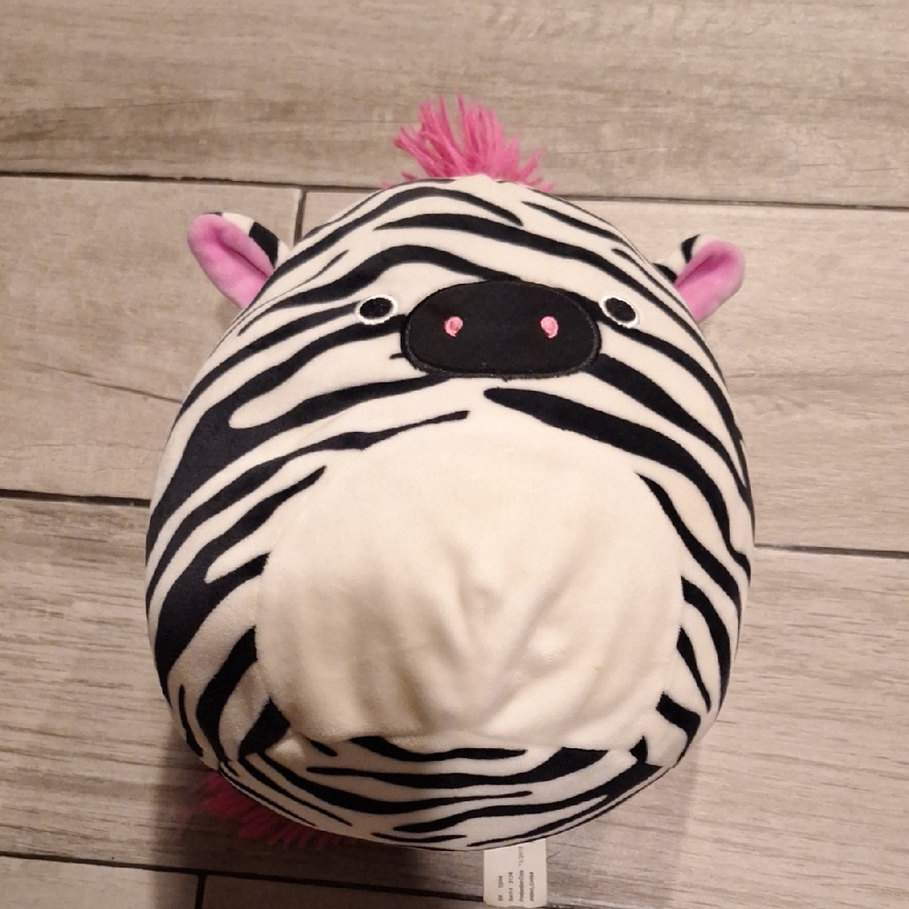 🦔Squishmallows Tracey The Zebra 8 Inch Plush🐬